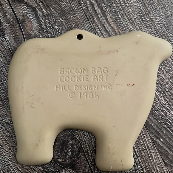 Brown Bag Cookie Art 1986 Cow Mold Never Used Decorative Baking Vintage Retired - Picture 2 of 2